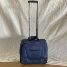 Load image into Gallery viewer, Travelpro Maxlite 3 Rolling Tote FINAL SALE

