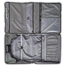 Load image into Gallery viewer, Samsonite Ascella 3.0 2 Wheel Garment Bag - Inside
