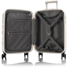 Load image into Gallery viewer, Heys NEO 21&quot; Carry On Spinner - Interior
