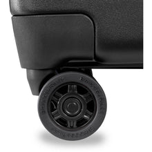 Load image into Gallery viewer, Briggs &amp; Riley Sympatico Domestic 22&quot; Carry On Expandable Spinner - spinner wheels
