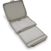 Load image into Gallery viewer, Samsonite Silhouette 17 Medium Hardside Spinner - removable suiter
